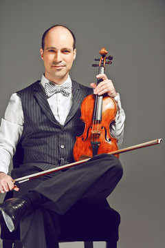 Guillaume Molko_副本.jpg